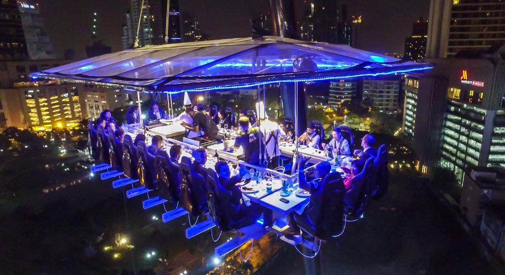 Dinner in the Sky